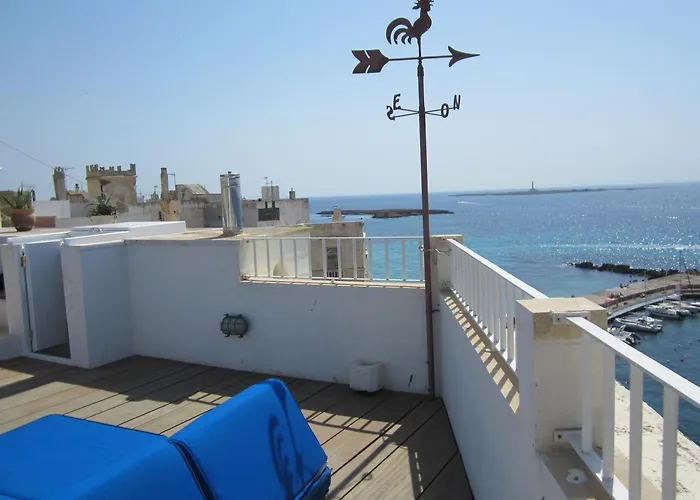 4 Balconi House-San Gregorio Palazzo Unico Vista Mare