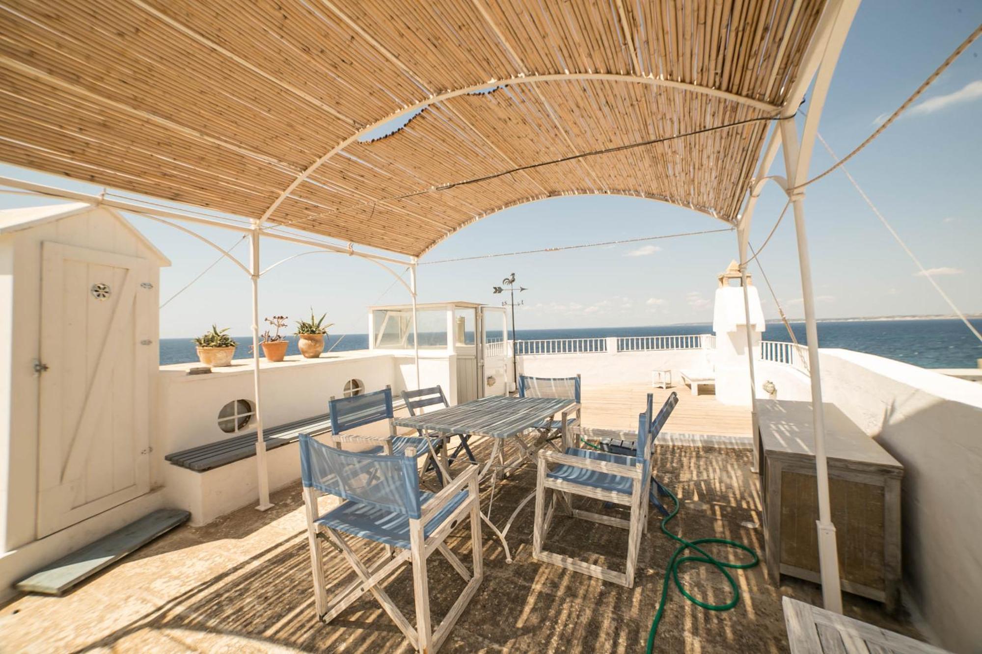 4 Balconi House-san Gregorio Palazzo Unico Vista Mare *