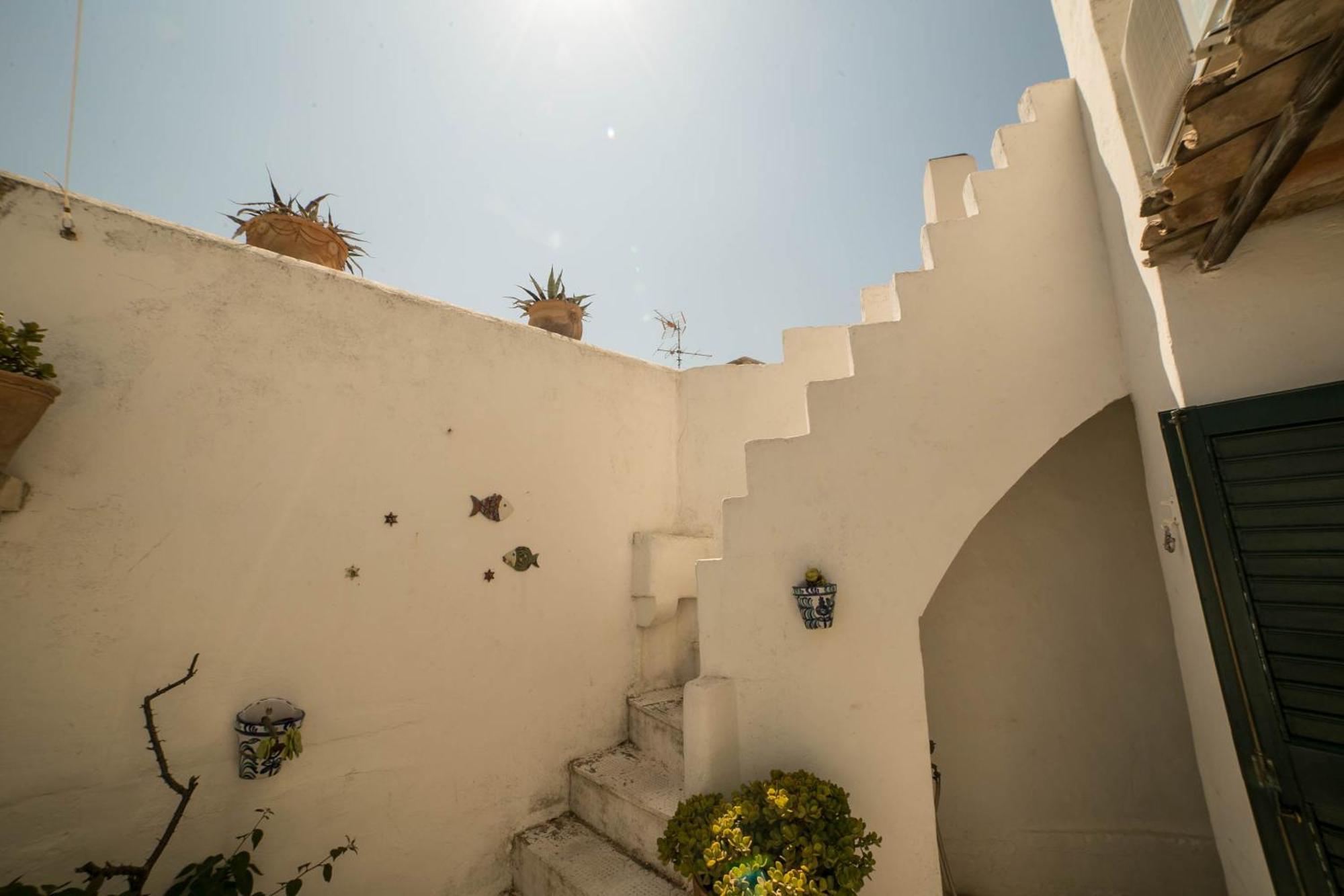 4 Balconi House-san Gregorio Palazzo Unico Vista Mare