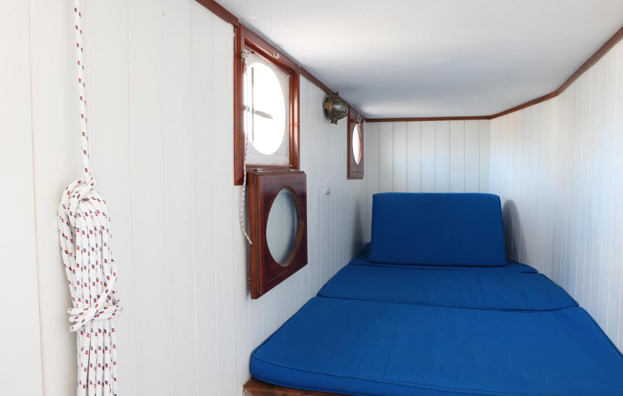 4 Balconi House-san Gregorio Palazzo Unico Vista Mare *